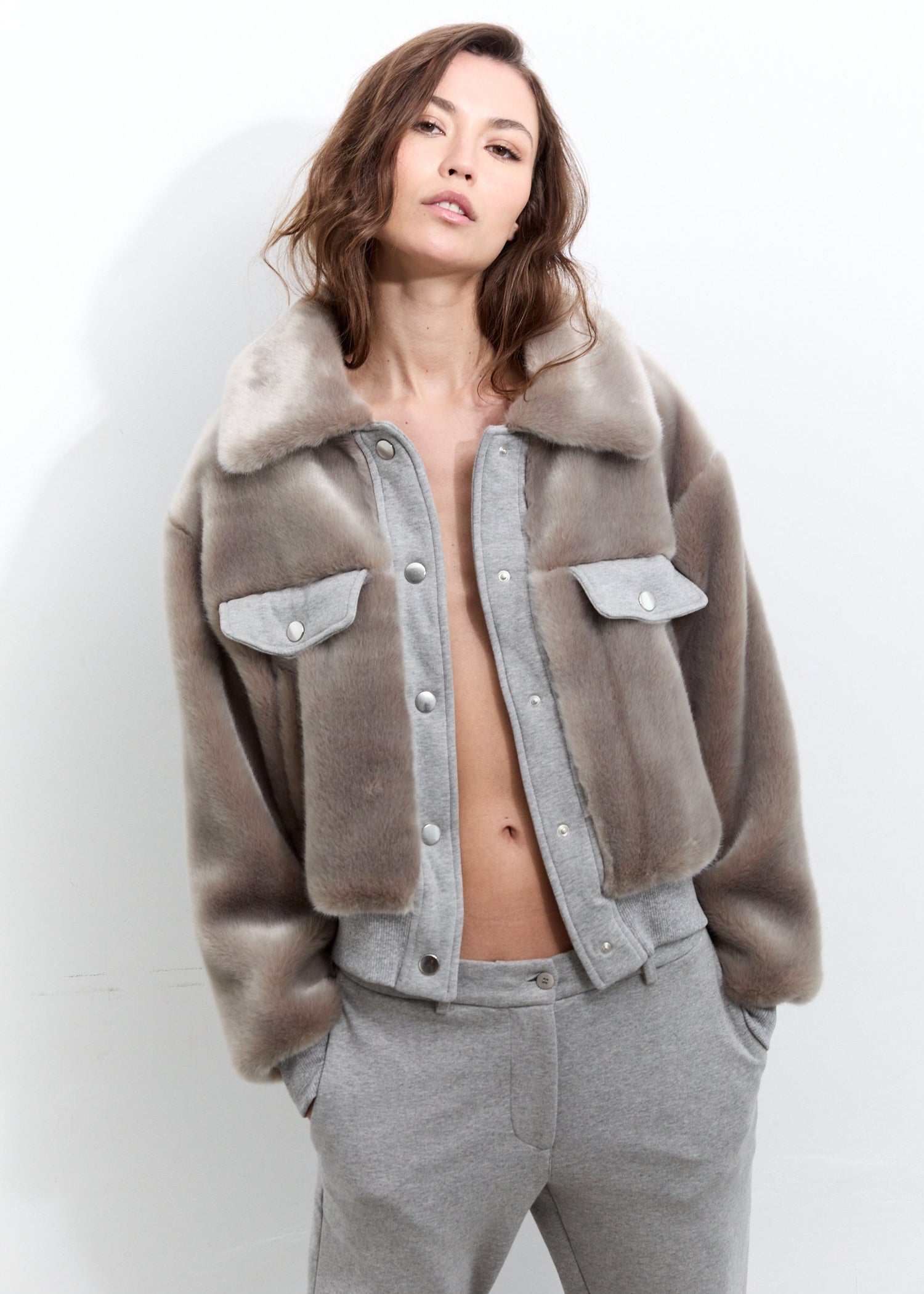 Short Velvet Frost Bomber Silver