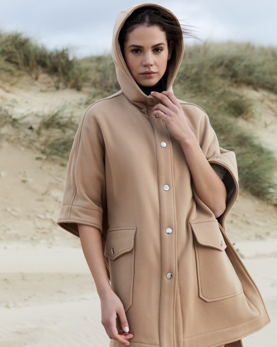 Lola Cape Camel